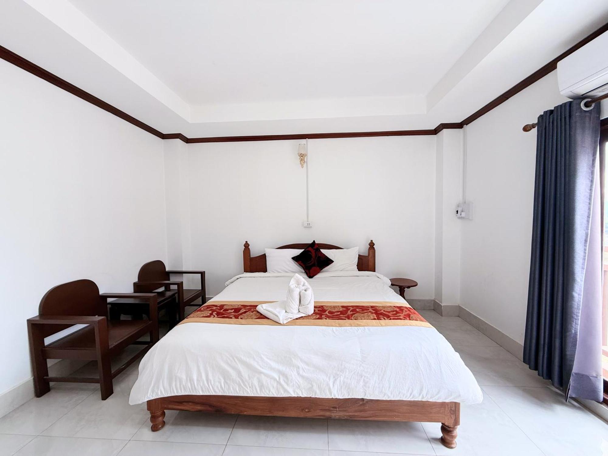Vangvieng Sisavang Mountain View Hotel Vang Vieng Exterior photo